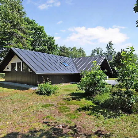 Charming With Covered Terrace And Peaceful Nature Setting Dom wakacyjny