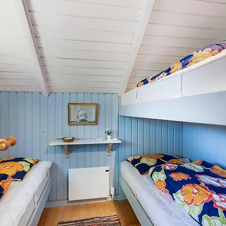 Charming With Covered Terrace And Peaceful Nature Setting Dom wakacyjny Ebeltoft